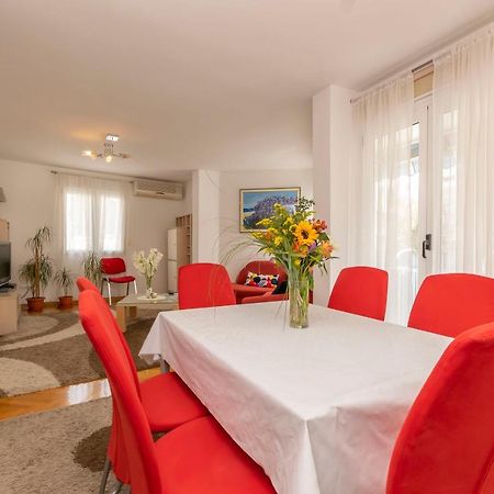 Apartment Ursus Split Buitenkant foto