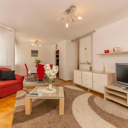 Apartment Ursus Split Buitenkant foto