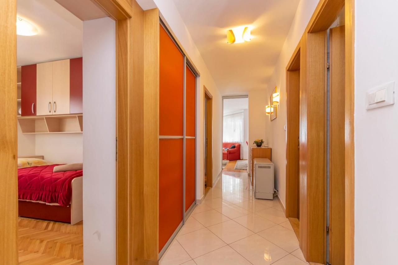 Apartment Ursus Split Buitenkant foto