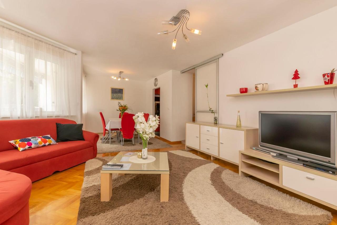 Apartment Ursus Split Buitenkant foto
