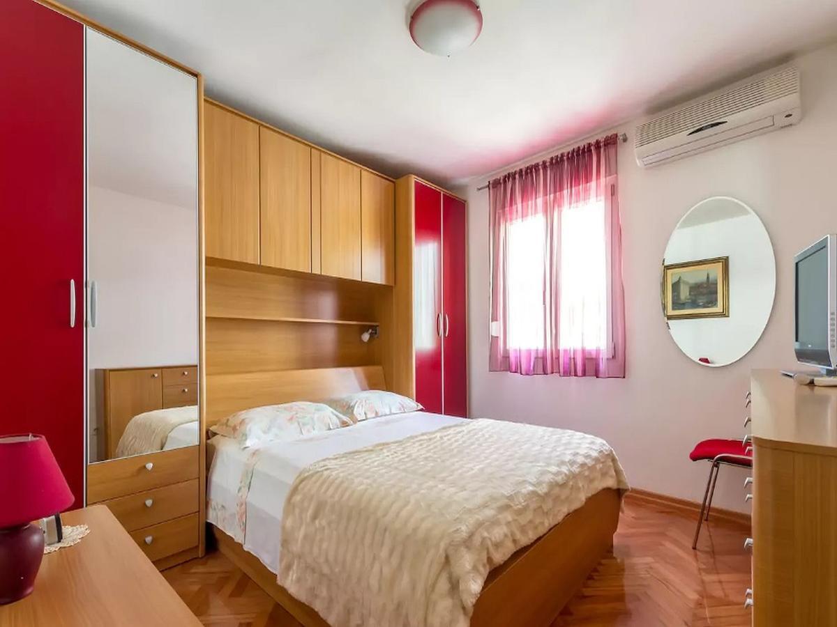 Apartment Ursus Split Buitenkant foto